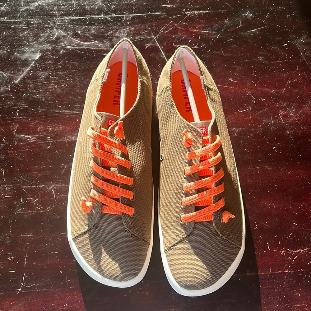 Camper shoes with orange bottom